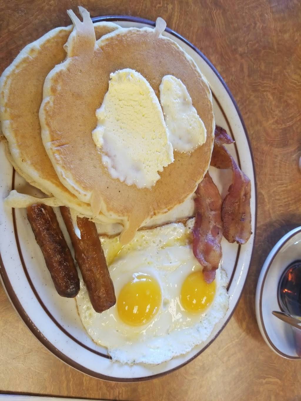 The Town Cafe | cafe | 8722 Sunland Blvd, Sun Valley, CA 91352, USA | 8187678624 OR +1 818-767-8624