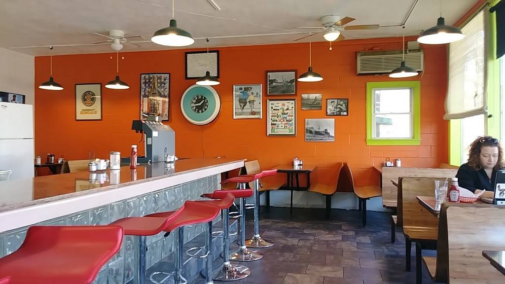 Twig And Leaf | restaurant | 2122 Bardstown Rd, Louisville, KY 40205, USA | 5024518944 OR +1 502-451-8944