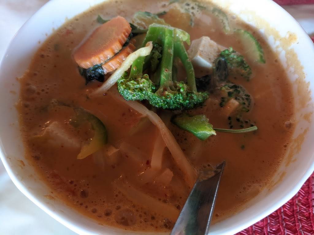 Bunn Thai Bistro | restaurant | 968 W Grand Ave, Grover Beach, CA 93433, USA | 8054732824 OR +1 805-473-2824