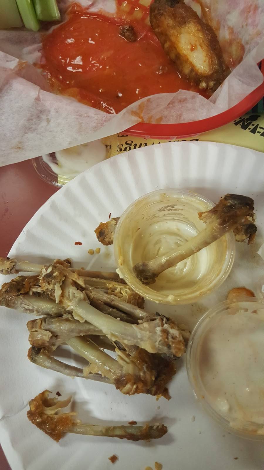 Buffalo Wings & Subs Co | meal delivery | 4152 W Oak Ridge Rd, Orlando, FL 32809, USA | 4073544476 OR +1 407-354-4476