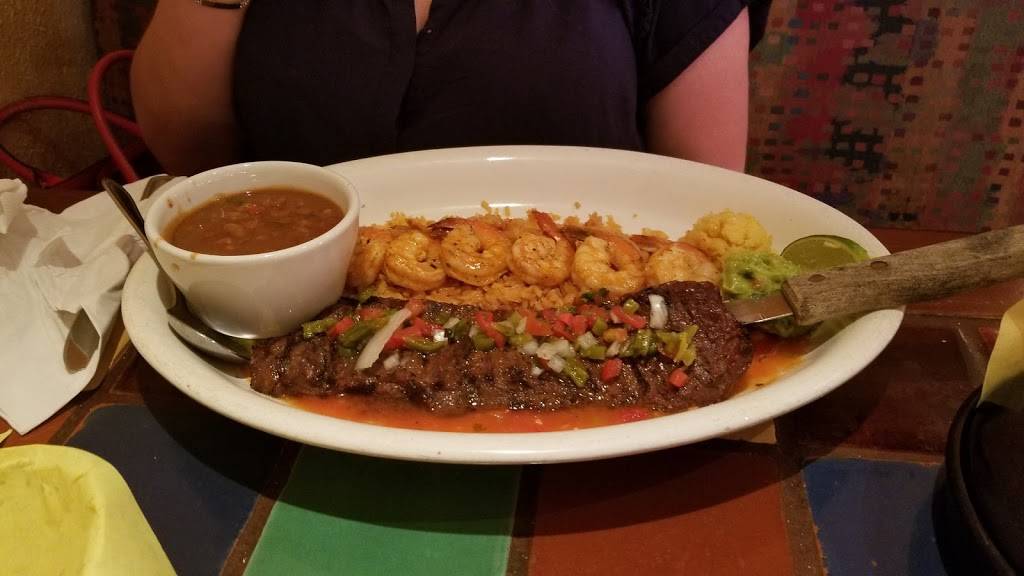 El Torito | restaurant | 5242 Lakewood Blvd, Lakewood, CA 90712, USA | 5625317460 OR +1 562-531-7460