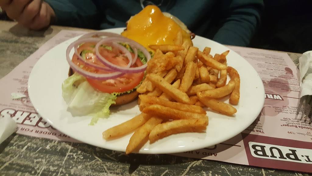 Main St. Pub - Allendale | restaurant | 11240 University Pkwy, Allendale, MI 49401, USA | 6168951234 OR +1 616-895-1234