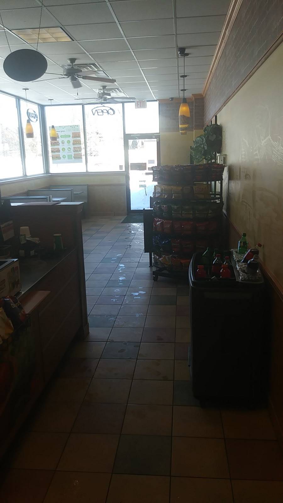 Subway Restaurants | restaurant | 1180 E Mason St, Green Bay, WI 54301, USA | 9204328669 OR +1 920-432-8669