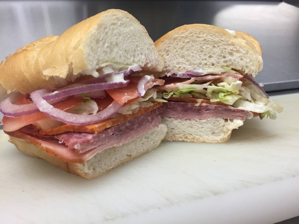 Lolas Cafe | restaurant | 9239, 739 North Dr suite g, Melbourne, FL 32934, USA | 3212545678 OR +1 321-254-5678