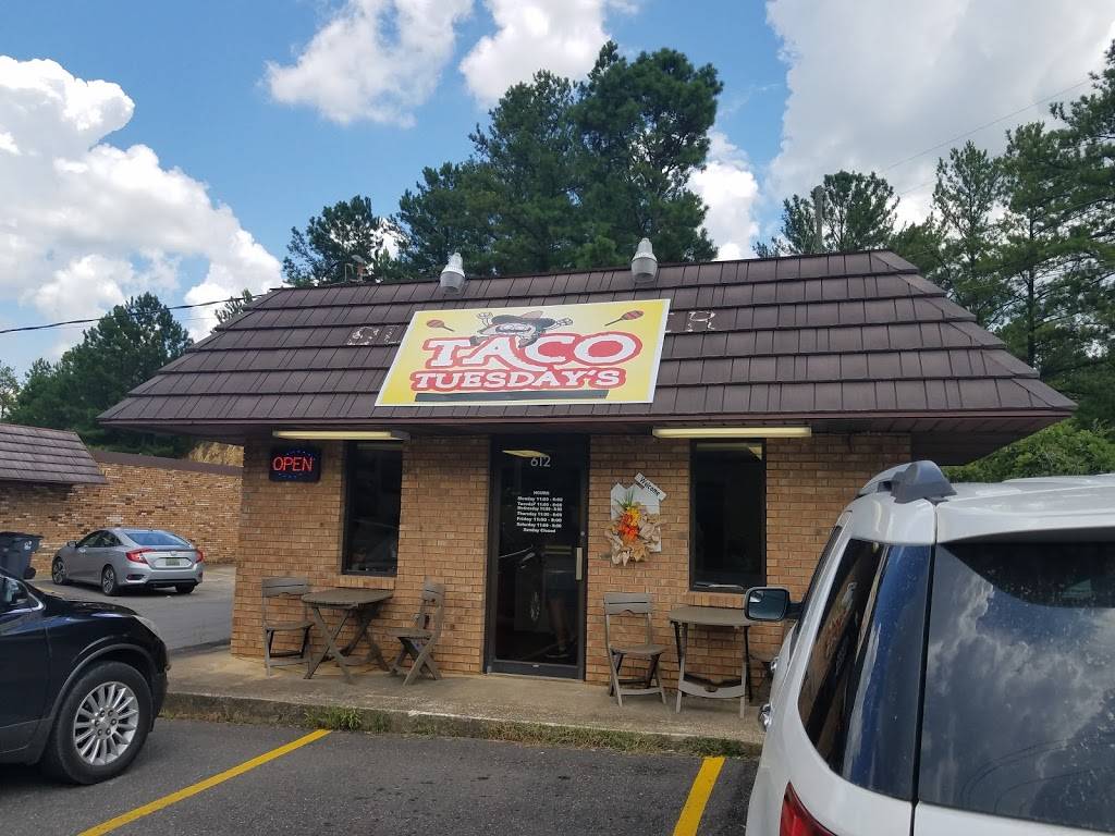 Taco Tuesdays | restaurant | 606 Martin St S, Pell City, AL 35128, USA | 2053388226 OR +1 205-338-8226