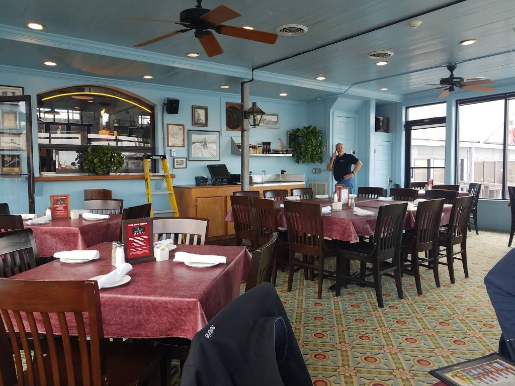 Fishermans Wharf | restaurant | 2200 Harborside Dr, Galveston, TX 77550, USA | 4097655708 OR +1 409-765-5708