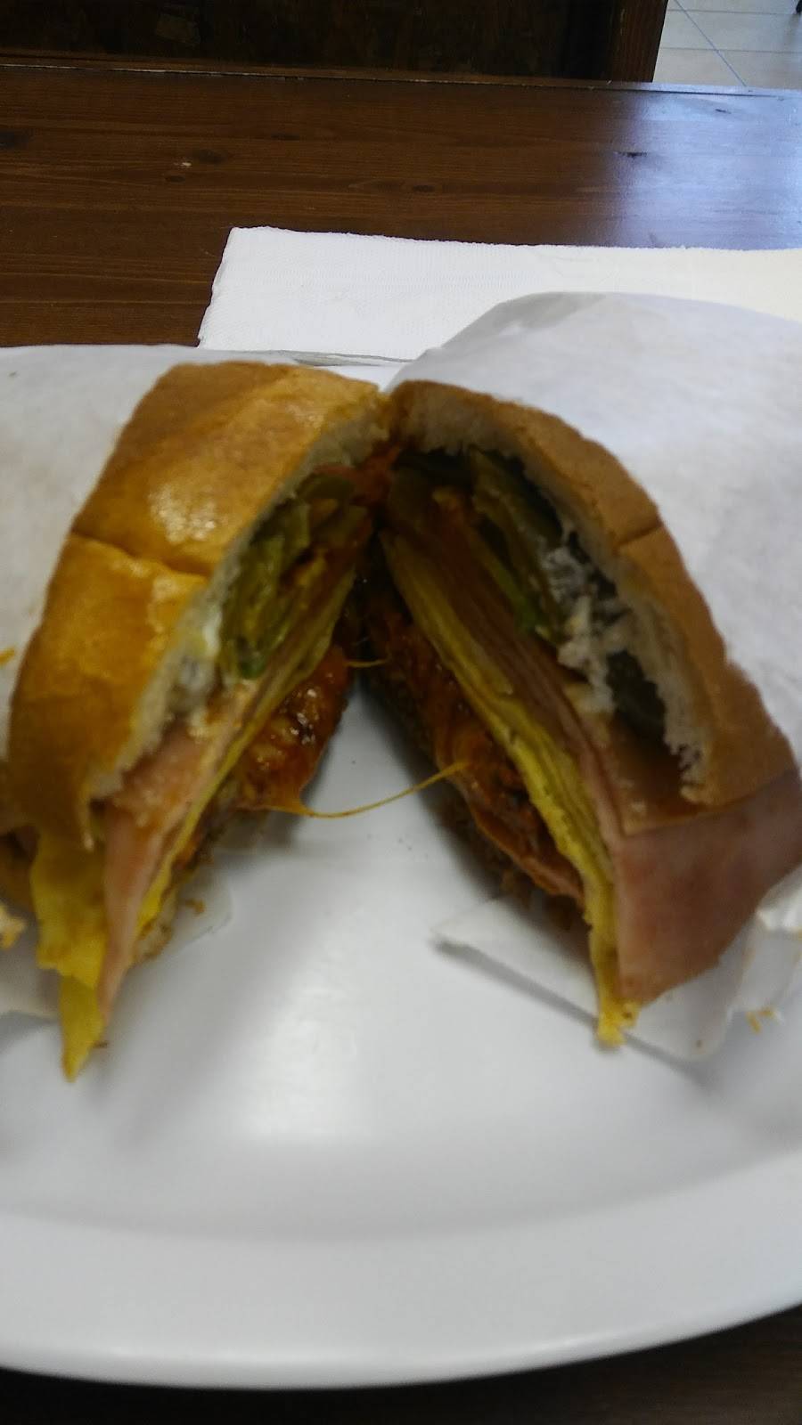 Los Tacos Nacos | restaurant | 14400 Ambaum Blvd SW, Seattle, WA 98166, USA | 2064534534 OR +1 206-453-4534