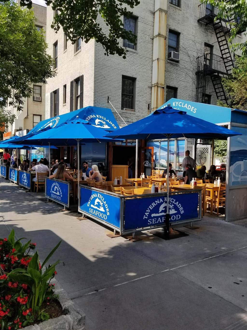 Taverna Kyclades | restaurant | 33-07 Ditmars Blvd, Astoria, NY 11105, USA | 7185458666 OR +1 718-545-8666