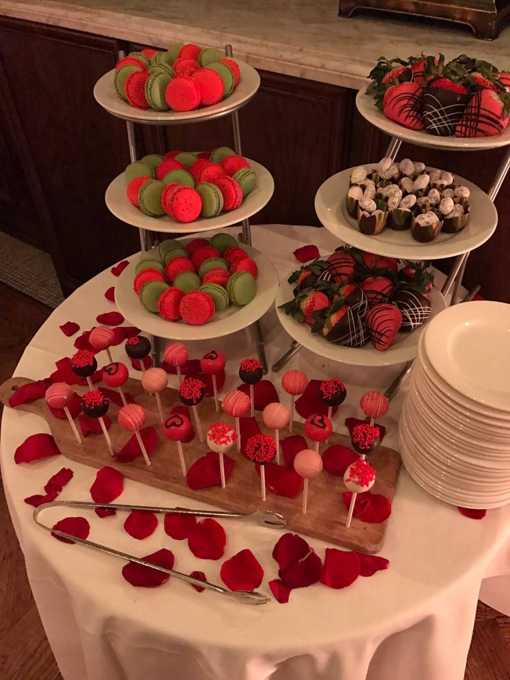 Public Kitchen & Bar | restaurant | 7000 Hollywood Blvd, Los Angeles, CA 90028, USA | 3237698888 OR +1 323-769-8888