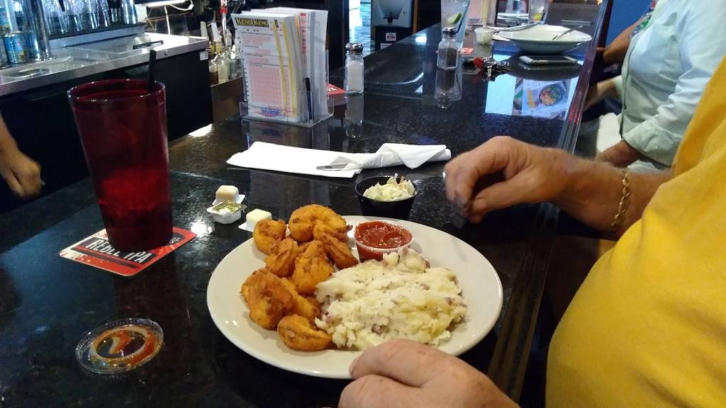 The Barn Pub & Grille | restaurant | 5 Ring St, Amesbury, MA 01913, USA | 9783888700 OR +1 978-388-8700