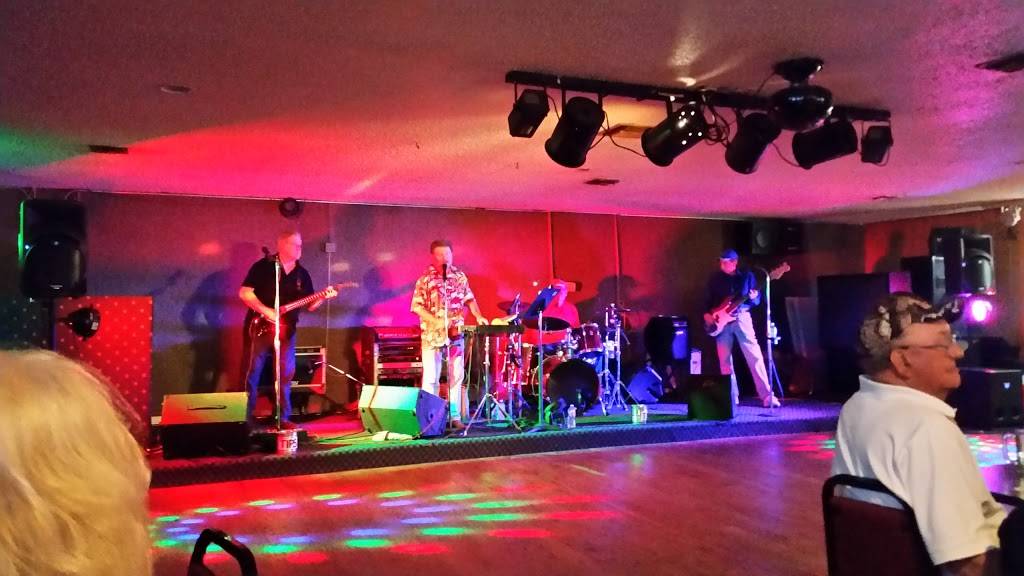 GOOD TIME BAR & GRILL | restaurant | 8921 E Hwy 25, Belleview, FL 34420, USA | 3522035445 OR +1 352-203-5445