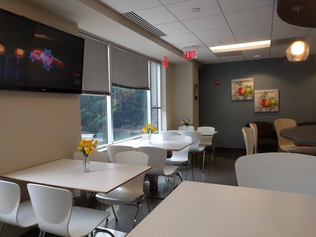 Olive Express Campus Commons | restaurant | 1881 Campus Commons Dr #100, Reston, VA 20191, USA | 5713131862 OR +1 571-313-1862