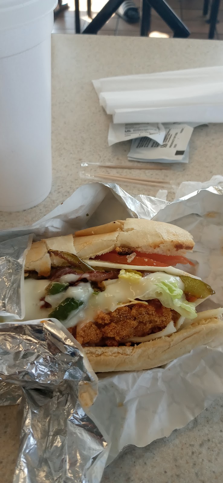 Charlie Ds Express | restaurant | 12323 E US Hwy 40, Independence, MO 64055, USA | 8162167322 OR +1 816-216-7322