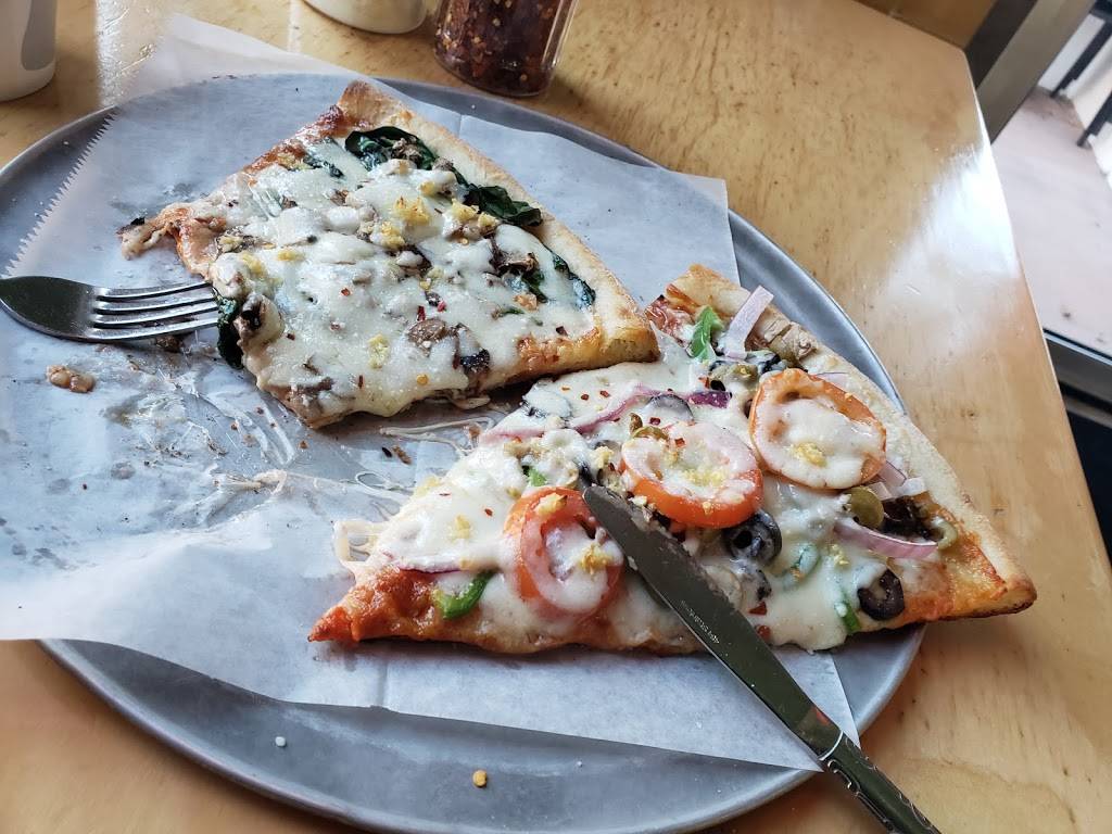 Fellinis Pizza | restaurant | 909 Ponce De Leon Ave NE, Atlanta, GA 30306, USA | 4048733088 OR +1 404-873-3088