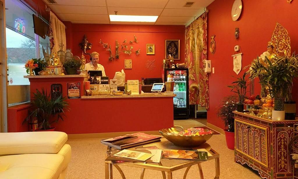 Thai on the Fly | restaurant | 439 Littleton Rd, Westford, MA 01886, USA | 9789250299 OR +1 978-925-0299