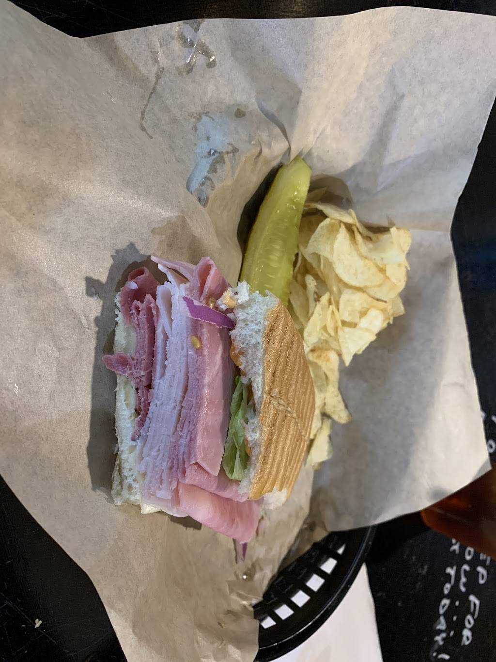 Thee Aroma Sandwich Salad and Espresso Bar | restaurant | 106 W James St, Blue Ridge, TX 75424, USA | 4696678664 OR +1 469-667-8664