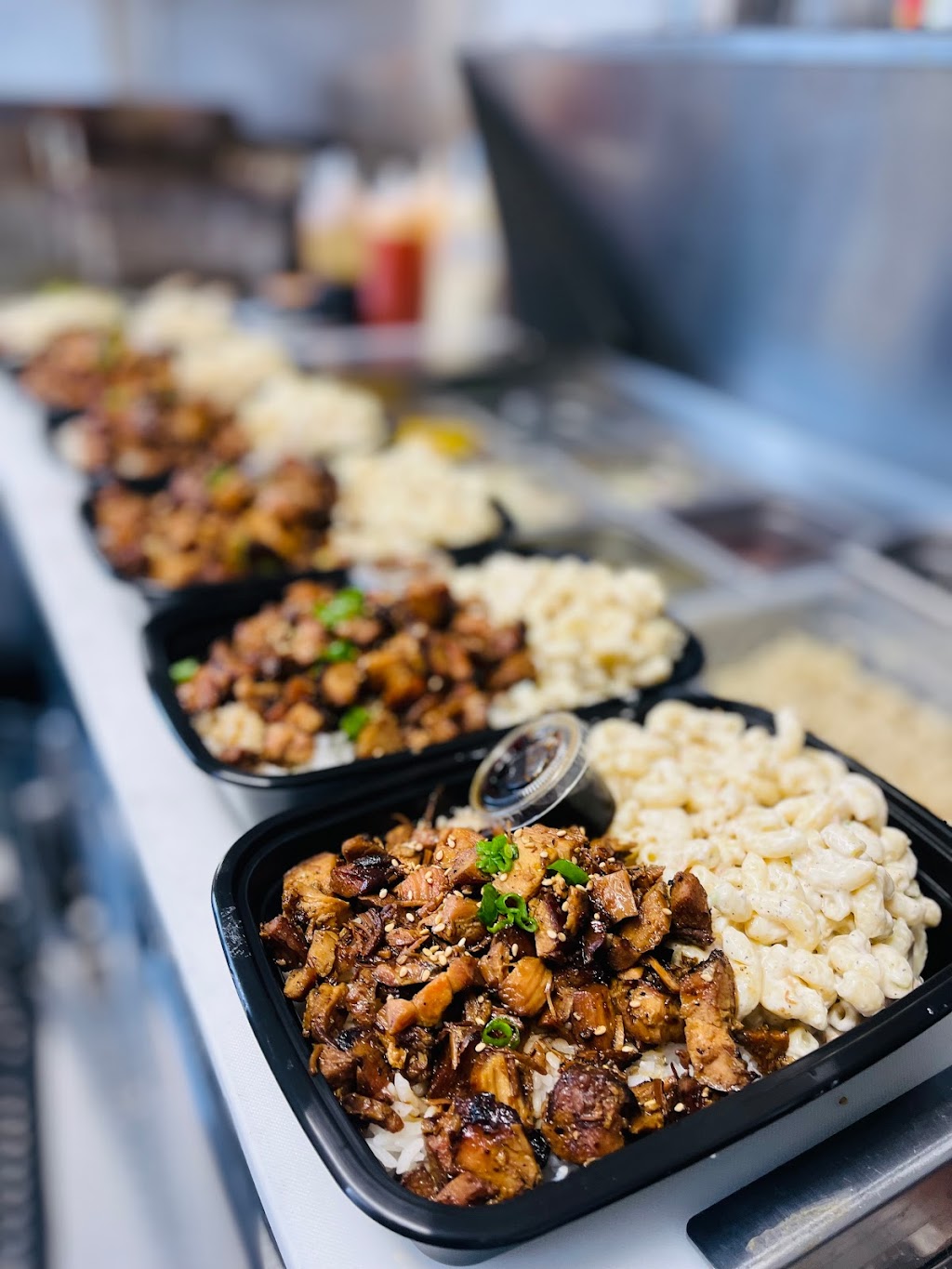 Hula Grill | restaurant | 245 W Valley View Rd, Talent, OR 97540, USA | 8082763793 OR +1 808-276-3793