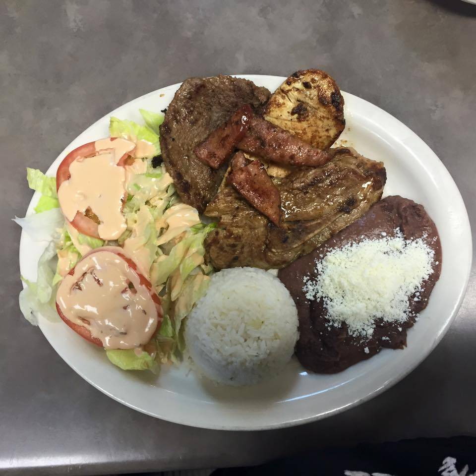 La Ceiba Restaurant | restaurant | 1184 Covington Pike, Memphis, TN 38122, USA | 9012088230 OR +1 901-208-8230
