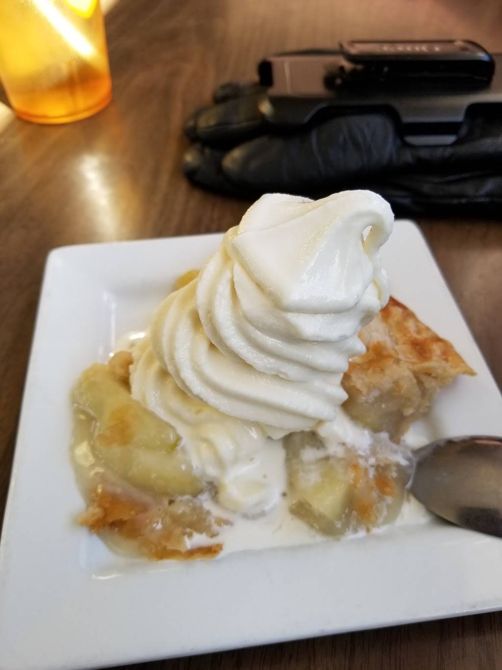 Lu-Bobs Restaurant | restaurant | 1604 IL-127, Greenville, IL 62246, USA | 6186640060 OR +1 618-664-0060