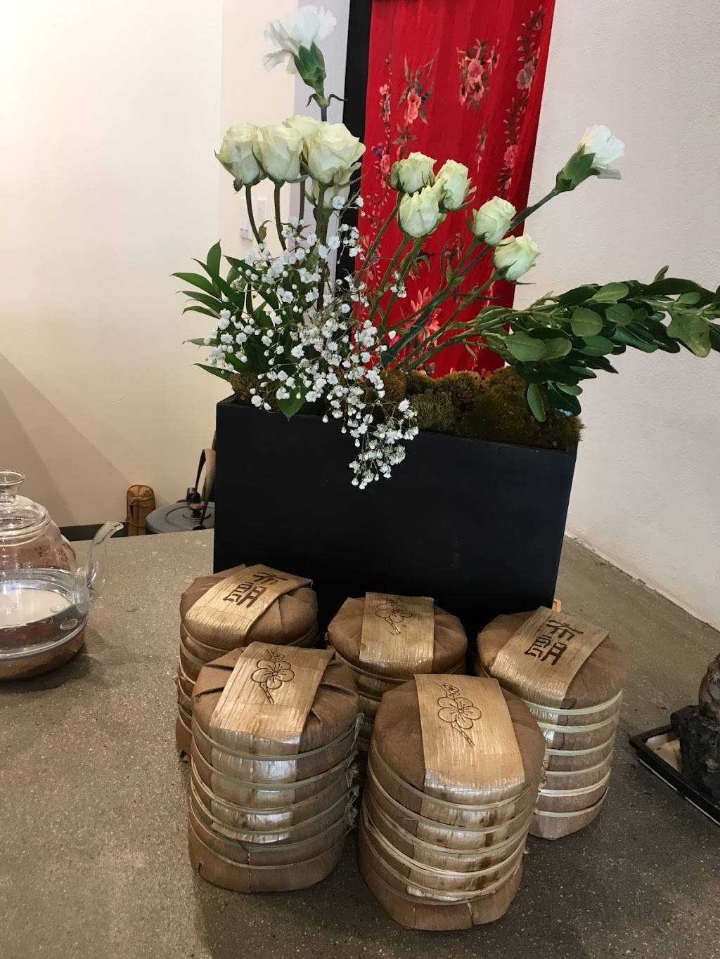 Denong Tea Inc | cafe | 482 S Arroyo Pkwy #108, Pasadena, CA 91105, USA | 6268179957 OR +1 626-817-9957