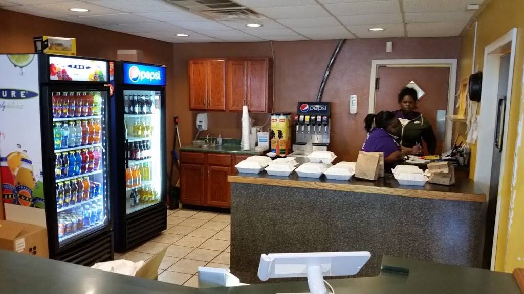 Rumbergers Inc | restaurant | 107 NE Madison Ave, Peoria, IL 61602, USA | 3096859464 OR +1 309-685-9464