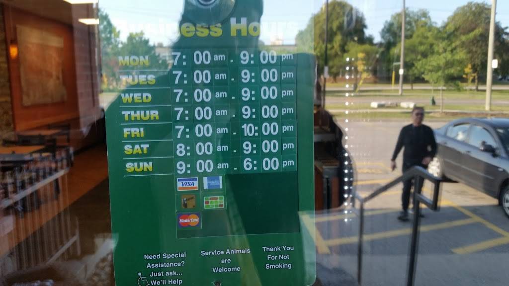 Subway | meal takeaway | Eringate Shopping Centre, 120 Eringate Dr #4, Etobicoke, ON M9C 3Z8, Canada | 4166227781 OR +1 416-622-7781