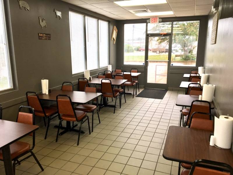 Mikes BBQ House | restaurant | 5442 Cliff Gookin Blvd, Tupelo, MS 38801, USA | 6622693303 OR +1 662-269-3303