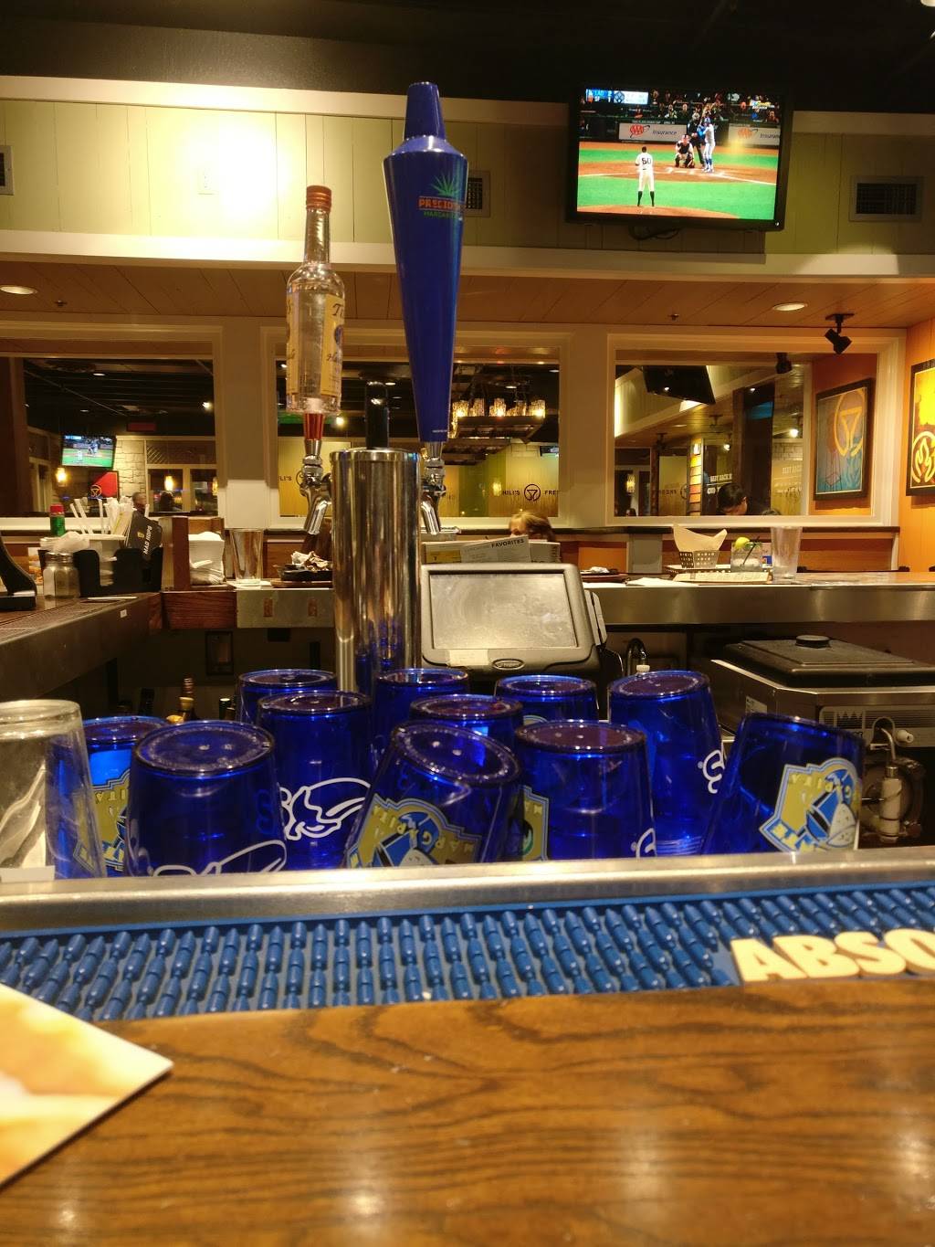 Chilis Grill & Bar | meal takeaway | 32120 Dyer St, Union City, CA 94587, USA | 5106759810 OR +1 510-675-9810