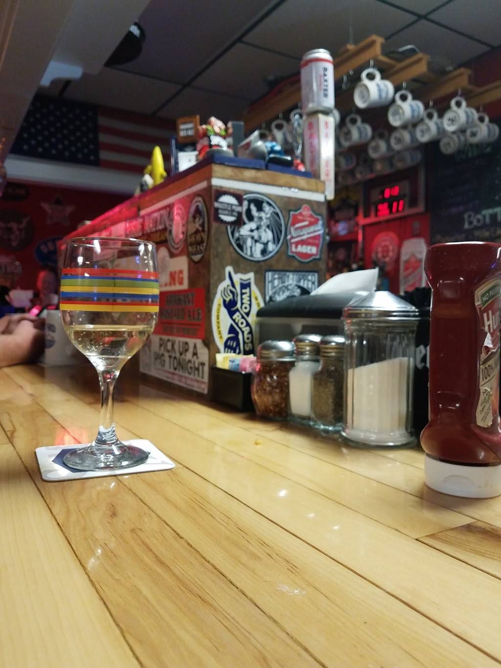 TJs Pizzeria | restaurant | 963 US-202, North Monmouth, ME 04265, USA | 2079333400 OR +1 207-933-3400