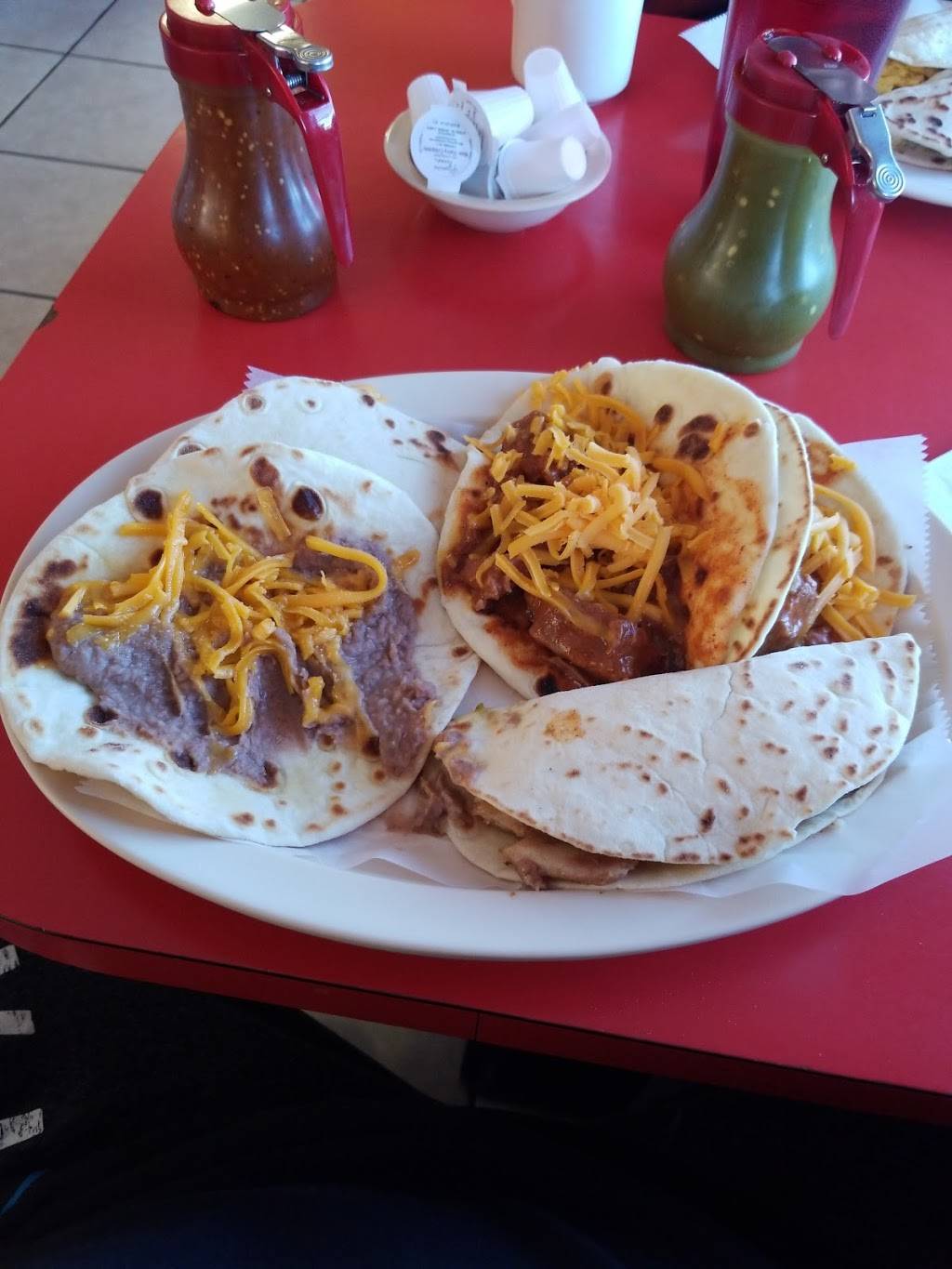 Taqueria El Rancho De Jalisco | restaurant | 1955 Dollarhide Ave, San Antonio, TX 78223, USA | 2103338055 OR +1 210-333-8055