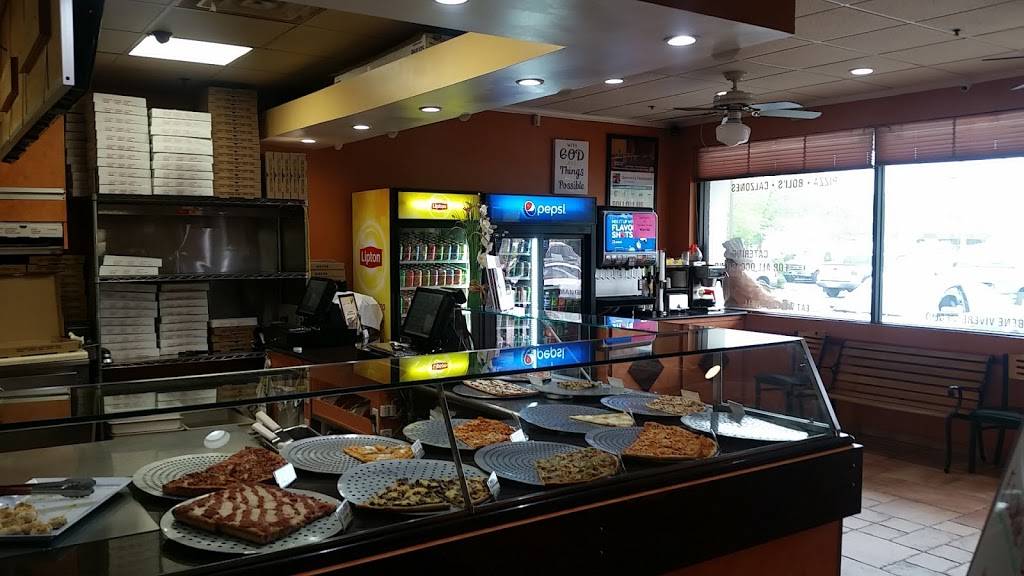 Gennaros Restaurant | restaurant | 100 Summerhill Rd, Spotswood, NJ 08884, USA | 7327230753 OR +1 732-723-0753