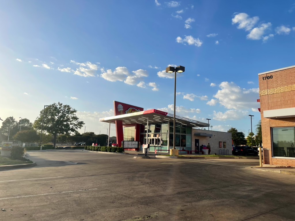 Andys Frozen Custard | restaurant | 1710 W Parmer Ln, Austin, TX 78727, USA | 5122435181 OR +1 512-243-5181