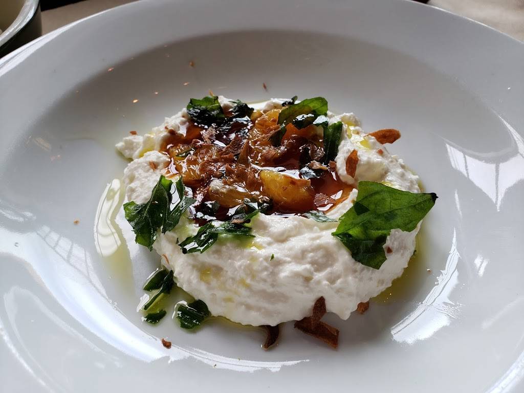 Locali - Pizza/Bar/Kitchen | restaurant | 32 Forest St C, New Canaan, CT 06840, USA | 2039201440 OR +1 203-920-1440