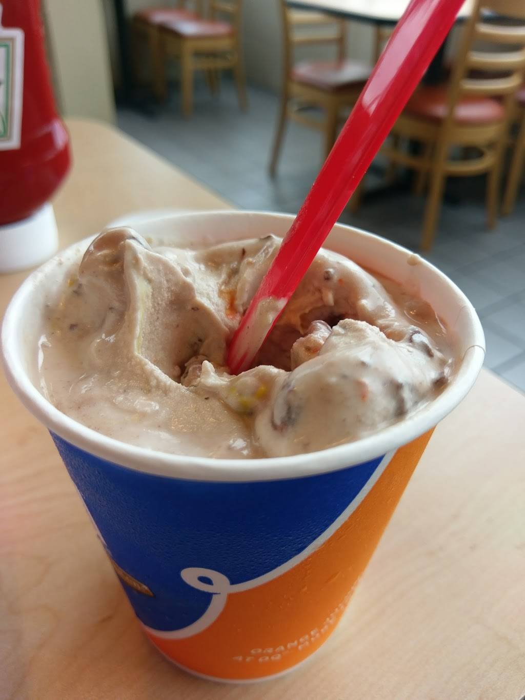 Dairy Queen Grill & Chill | restaurant | 3665 E Sunshine St, Springfield, MO 65809, USA | 4178821008 OR +1 417-882-1008