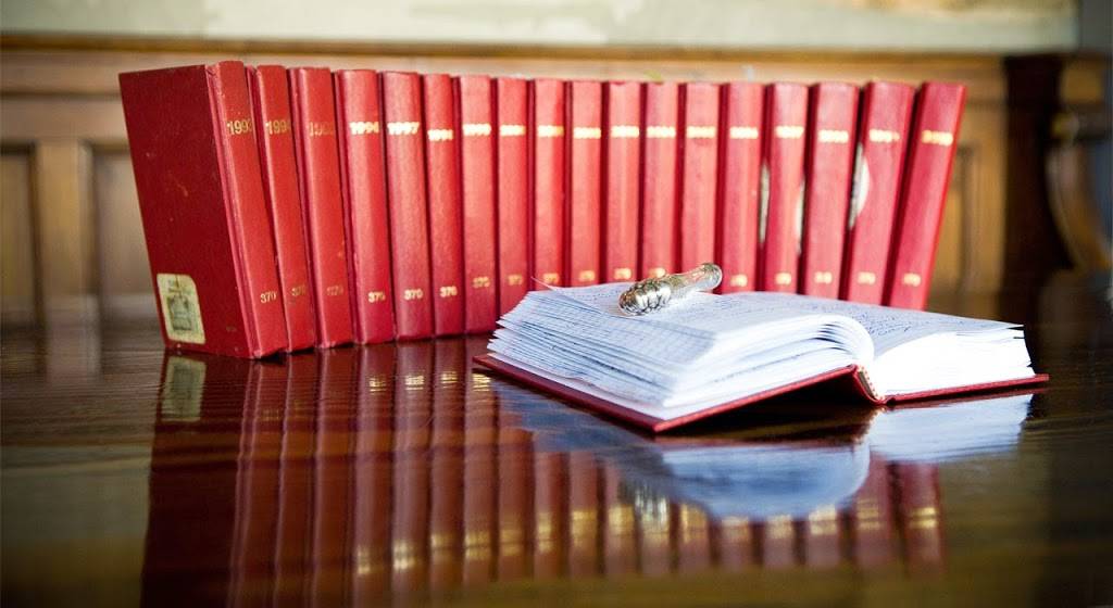 Redbook Restaurant | restaurant | 4486 Summit Point Rd, Charles Town, WV 25414, USA | 3047288858 OR +1 304-728-8858