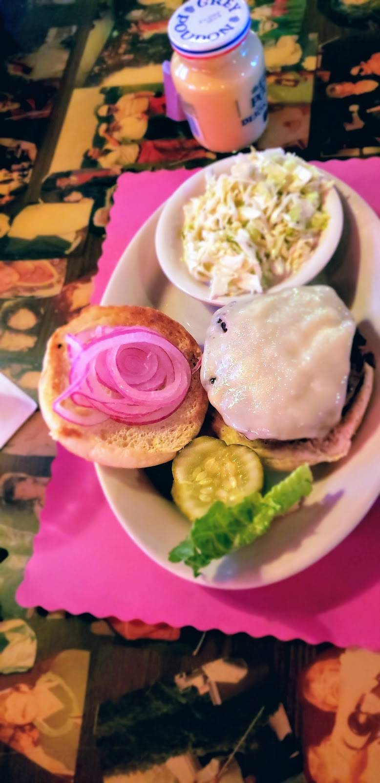 Sneekers Cafe | restaurant | 568 Poquonnock Rd, Groton, CT 06340, USA | 8604451967 OR +1 860-445-1967