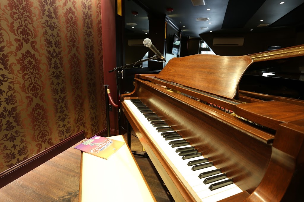 Tavern on Camac | restaurant | 243 S Camac St, Philadelphia, PA 19107, USA | 2155450900 OR +1 215-545-0900