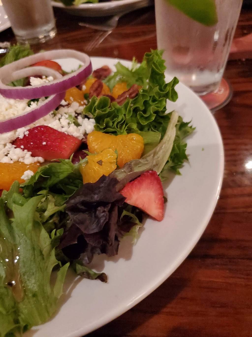 LongHorn Steakhouse | meal takeaway | 6115 N Illinois St, Fairview Heights, IL 62208, USA | 6183948540 OR +1 618-394-8540