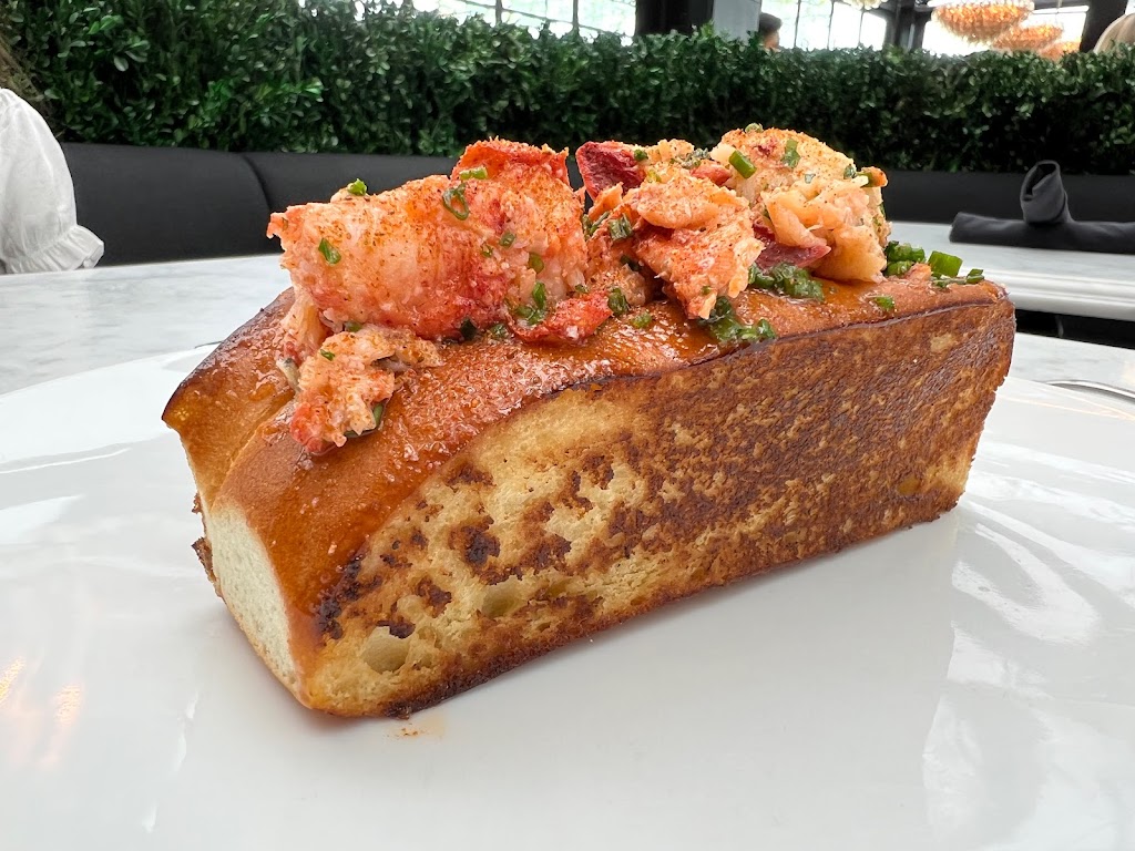 RH Rooftop Restaurant Dallas | restaurant | 3133 Knox St, Dallas, TX 75205, USA | 2145207255 OR +1 214-520-7255