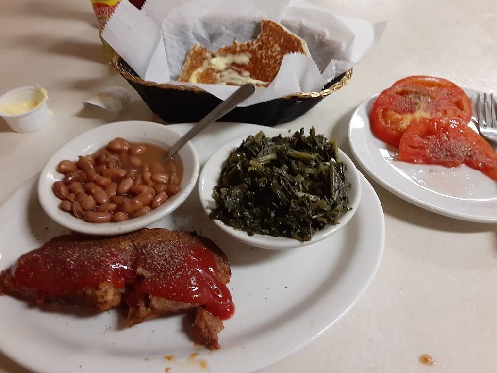 Lillie Maes Place | restaurant | 4712 Dayton Blvd, Chattanooga, TN 37415, USA | 4238758999 OR +1 423-875-8999