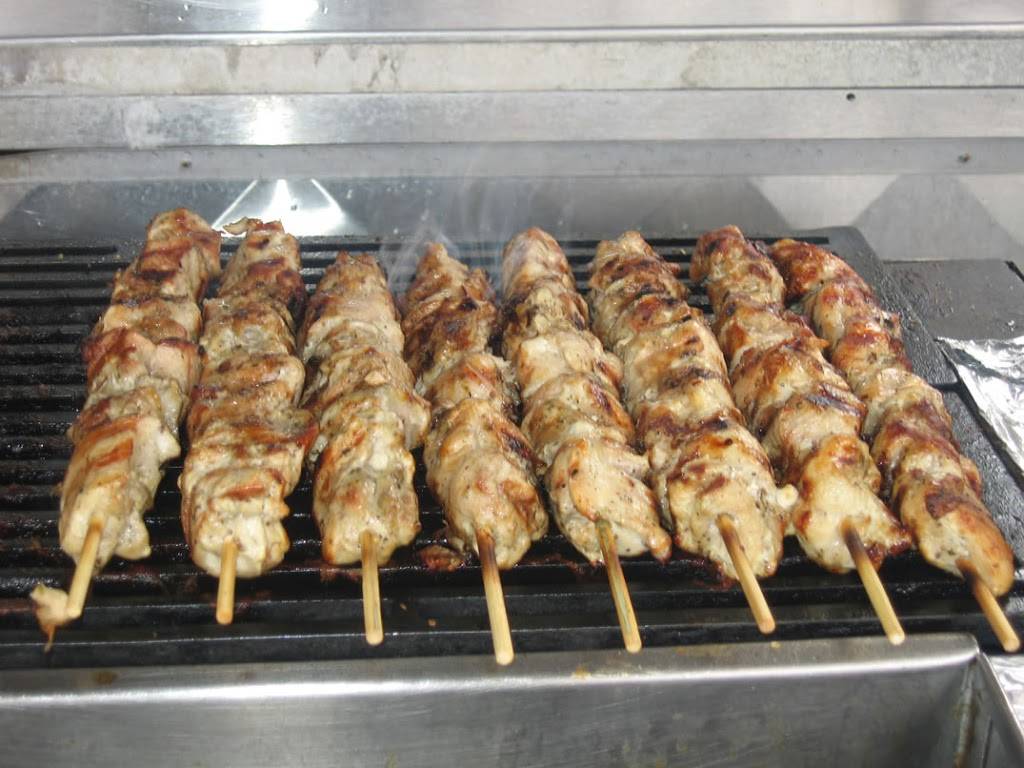 King Of Falafel & Shawarma Truck | restaurant | 30-16 Ditmars Blvd, Astoria, NY 11105, USA | 9179127870 OR +1 917-912-7870