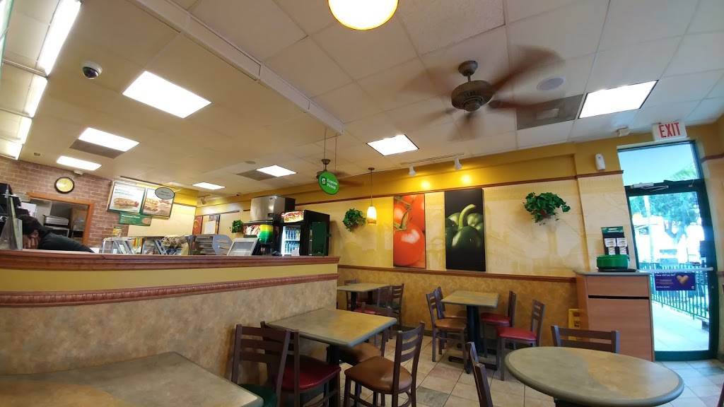 Subway | restaurant | 382 5th Ave S, Naples, FL 34102, USA | 2394033825 OR +1 239-403-3825