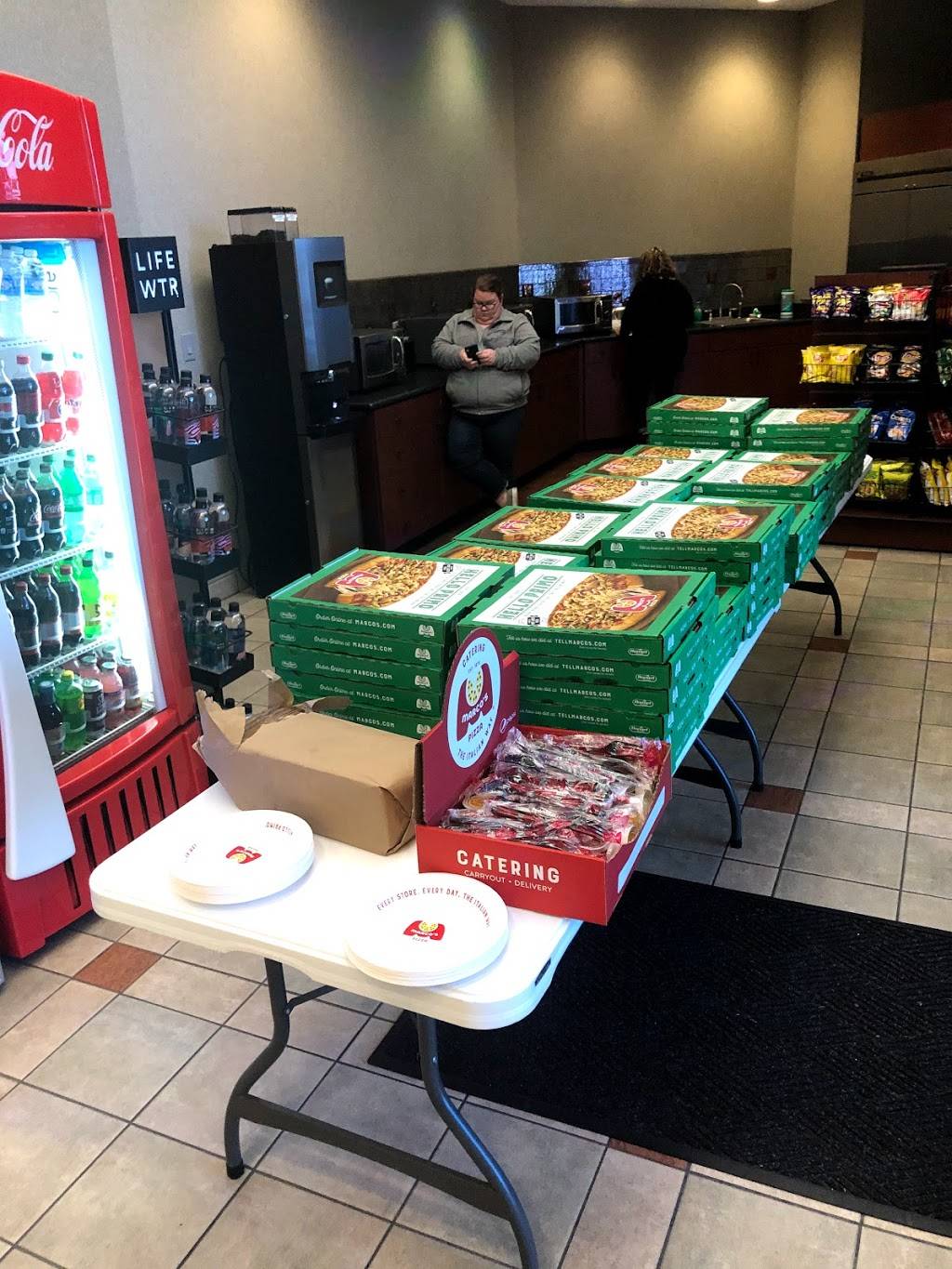 Marcos Pizza | meal delivery | 5958 Snow Hill Rd Suite 156, Ooltewah, TN 37363, USA | 4236686008 OR +1 423-668-6008