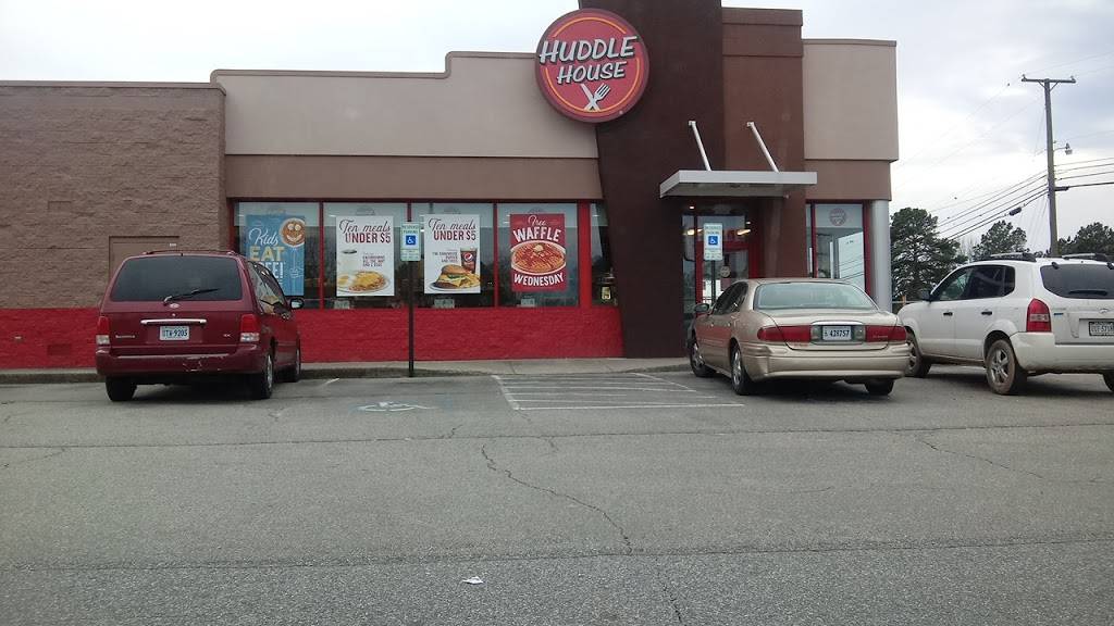 Huddle House | meal takeaway | 1405 S Main St, Blackstone, VA 23824, USA | 4342982149 OR +1 434-298-2149