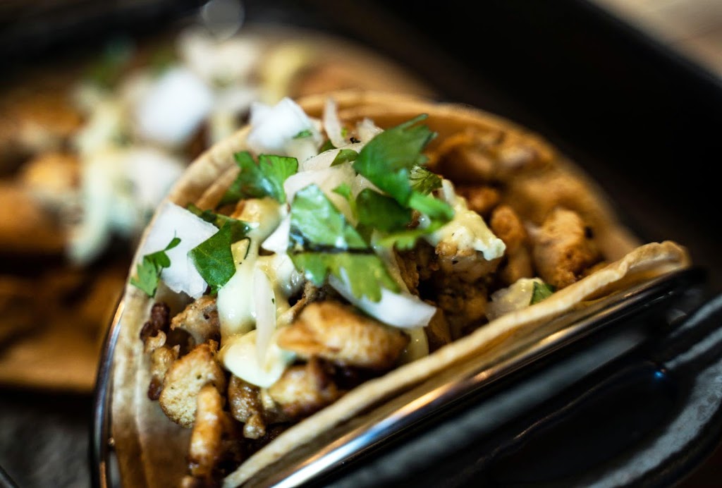 Santos Mexican Eatery | restaurant | 2322 Proctor Valley Rd Suite 102, Chula Vista, CA 91914, USA | 6194824411 OR +1 619-482-4411