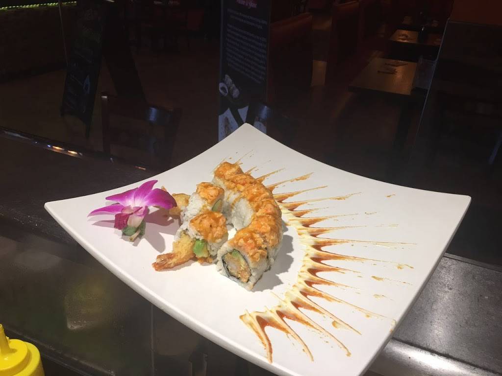 Yamachens Sushi Roll House | restaurant | 5889 Harbour View Blvd, Suffolk, VA 23435, USA | 7576861888 OR +1 757-686-1888