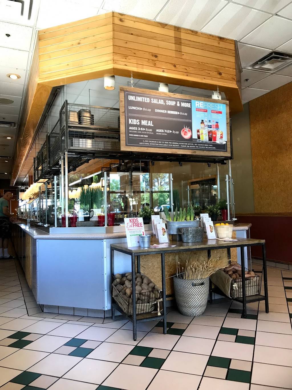 Sweet Tomatoes | meal takeaway | 1410 E Southern Ave, Tempe, AZ 85282, USA | 4808311600 OR +1 480-831-1600