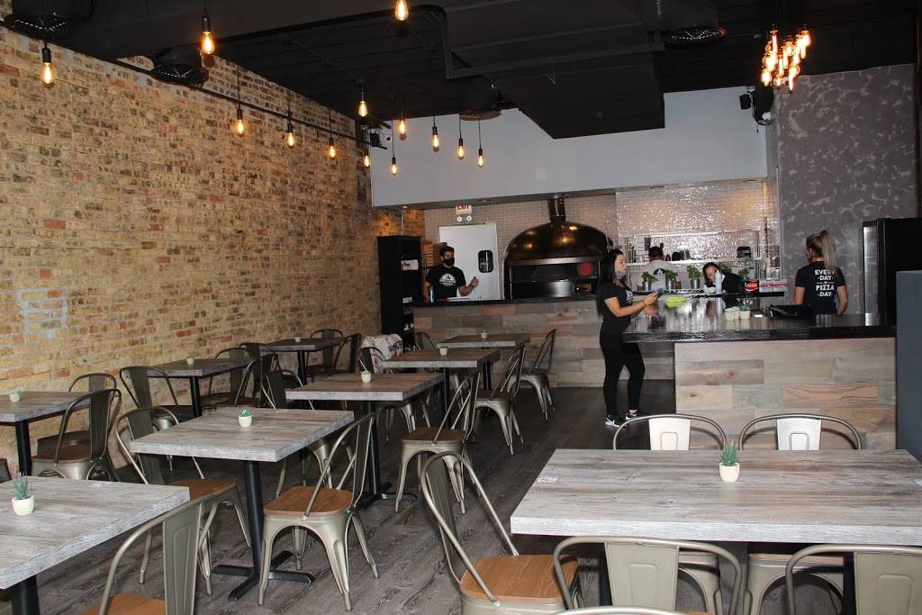 Pizza Nostra Chicago | restaurant | 2411 N Clark St, Chicago, IL 60614, USA | 7736977987 OR +1 773-697-7987