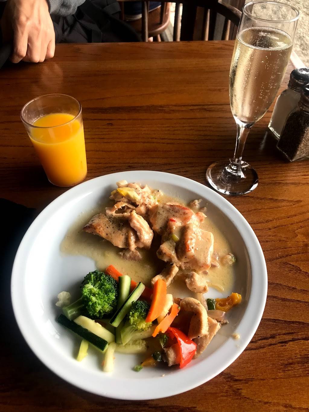 Pomona Valley Mining Co | restaurant | 1777 Gillette Rd, Pomona, CA 91768, USA | 9096233515 OR +1 909-623-3515