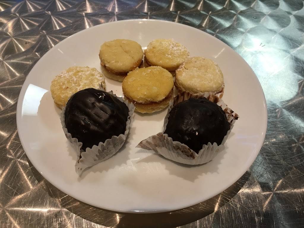 Bebos Authentic Grill- Catering for all Occasions | restaurant | 533 Evans Ave, Etobicoke, ON M8W 2V4, Canada | 6473522400 OR +1 647-352-2400